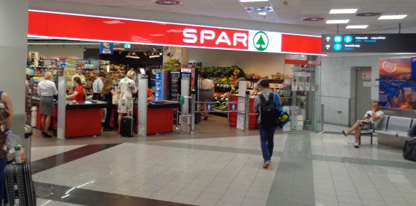 Spar supermarket airport